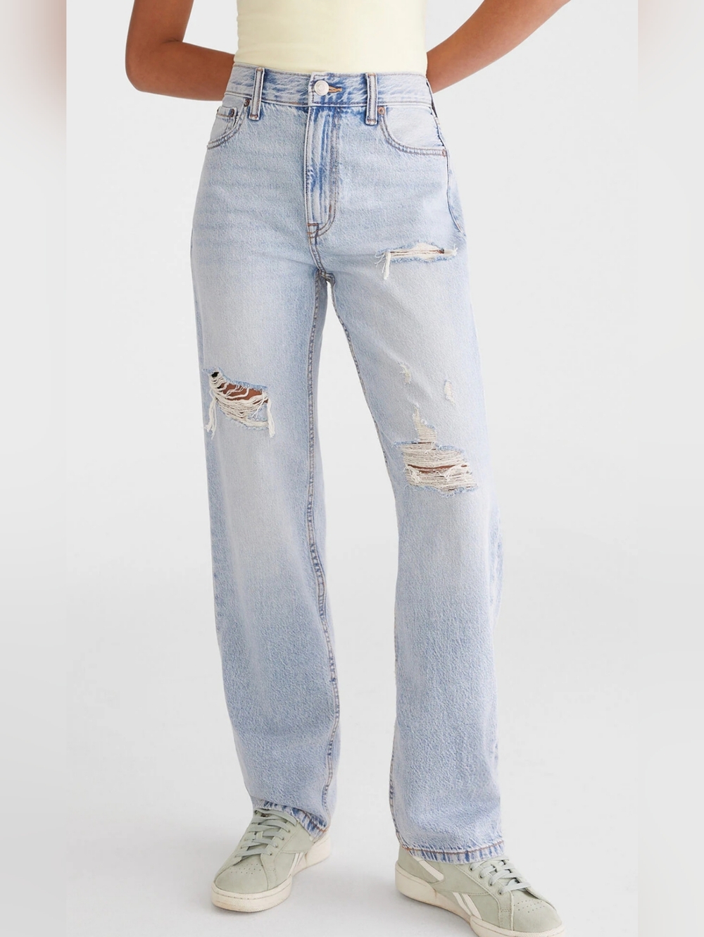 Aeropostale Light Blue Distressed Straight Leg Jeans